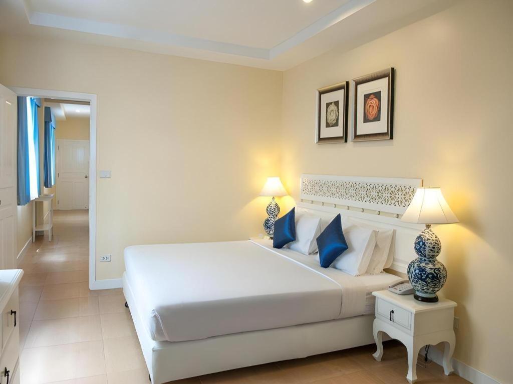 Lido Hotel 3*