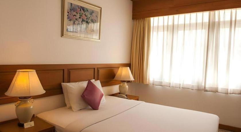 Lido Hotel 3*